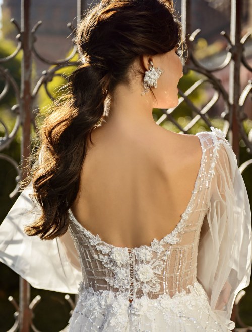 https://elisebride.ro/images/stories/virtuemart/product/VWD_SN_08       (6).jpg